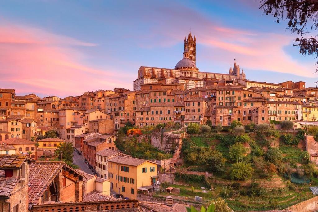 Fuga D'Archi Lägenhet Siena Exteriör bild